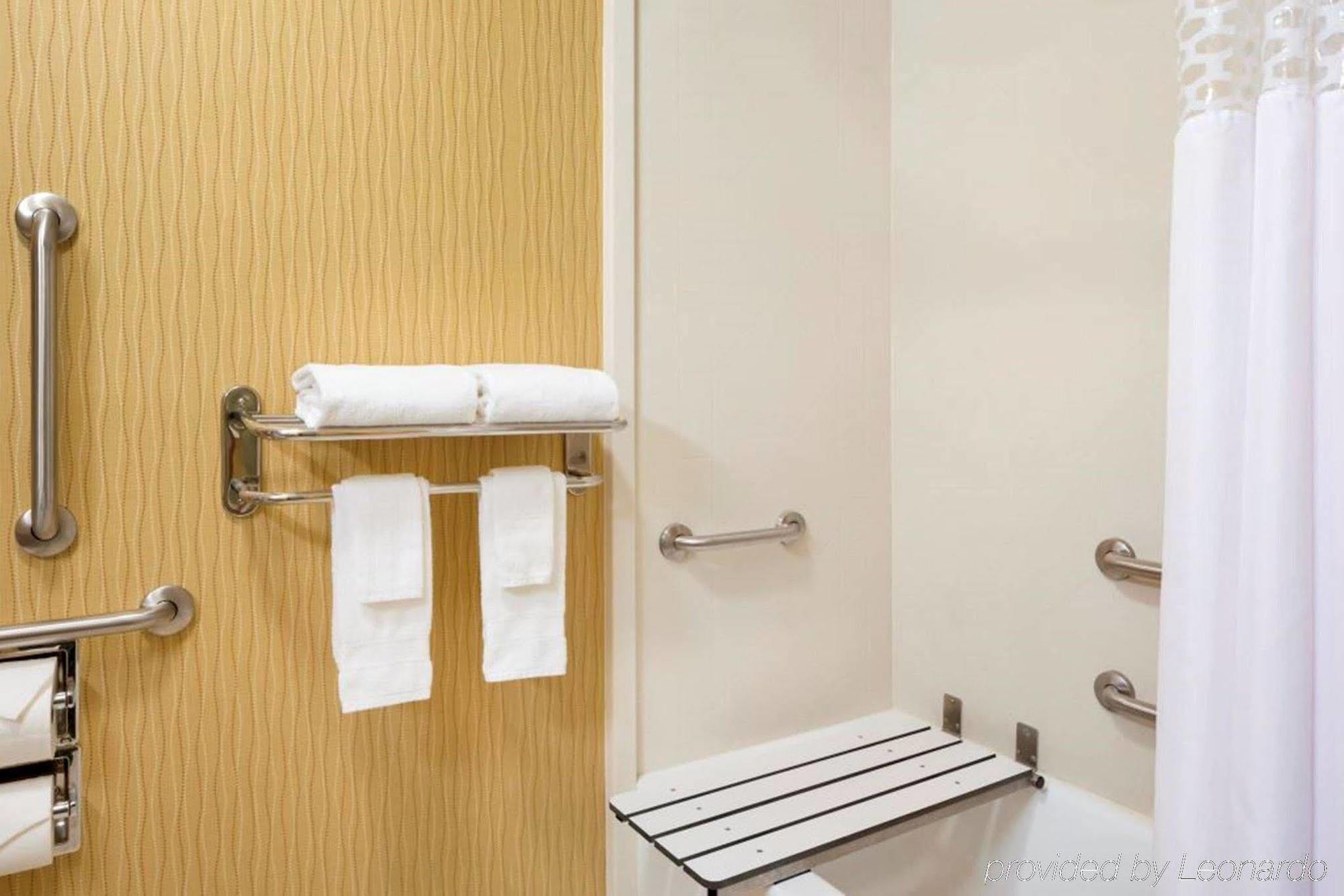 Hampton Inn Akron-Fairlawn Montrose Esterno foto