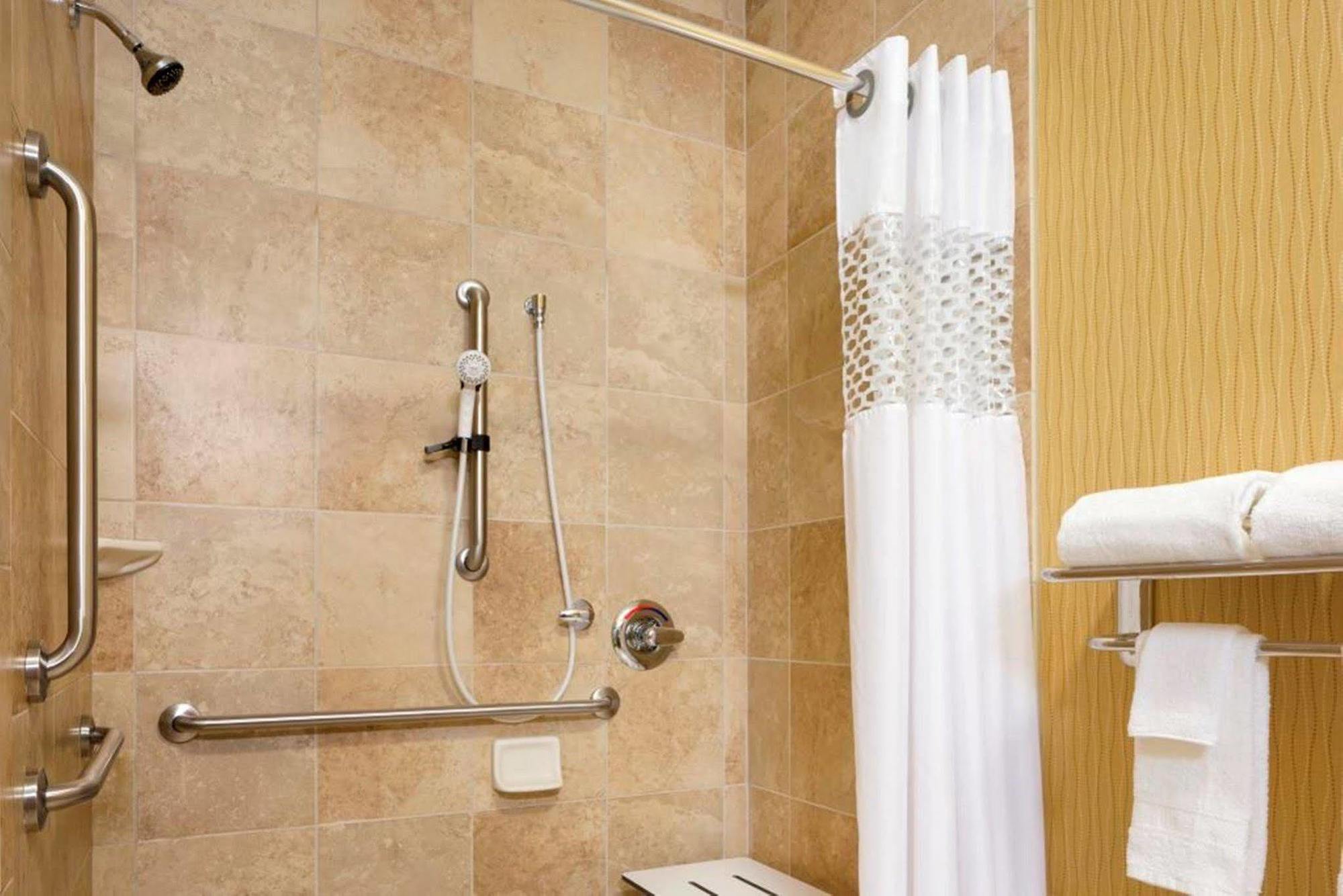 Hampton Inn Akron-Fairlawn Montrose Esterno foto